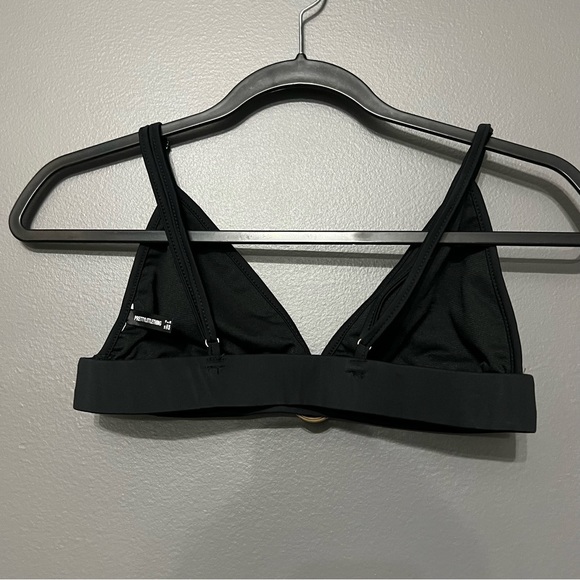 Pretty Little Thing gold Lion triangle bikini top - Picture 2 of 3